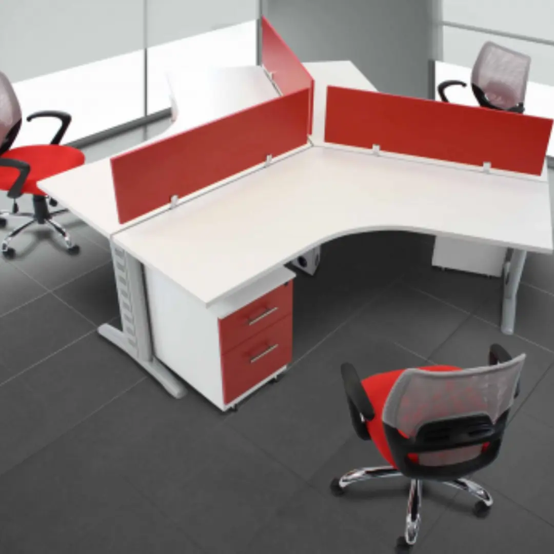 estación de trabajo para 3 personas Estación de trabajo para 3 personas Ofitodo Comercializadora